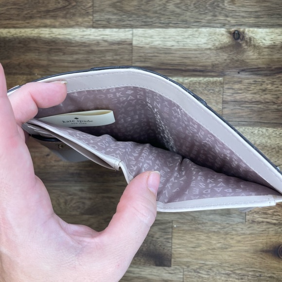 Kate spade wallet - Picture 4 of 5